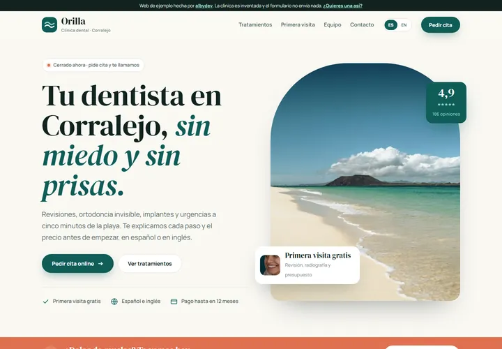 Portada de la web de ejemplo de Clínica Dental Orilla, con la franja de urgencias